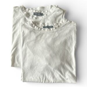 Two Robert Barakett Classic White Cotton Short Sleeve Tee Shirts